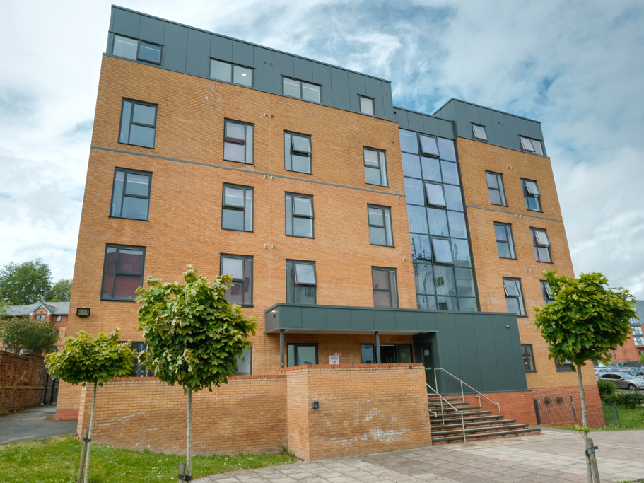 Deluxe Studio, Stoke Student Village, Poulson House, Stoke-on-Trent, ST4