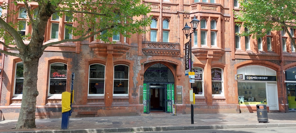 Deluxe Plus En-suite Room, 16 Guildhall Walk, Portsmouth, PO1 2DD