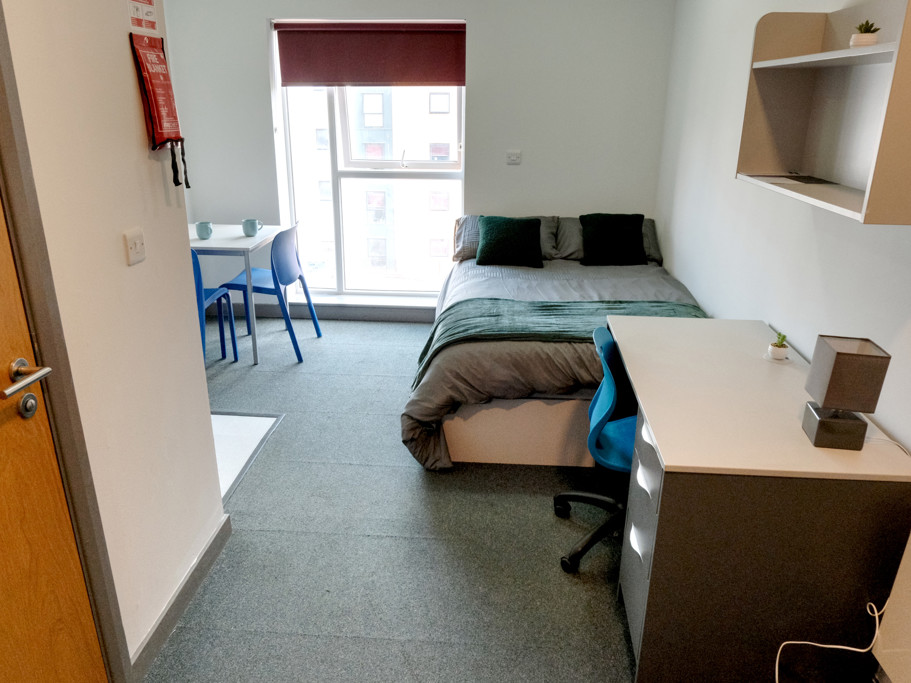 Deluxe Studio, Poulson House, Stoke Student Village, Stoke-on-Trent, ST4